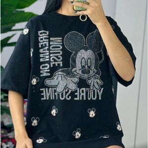 Black graphic short sleeve oversized t-shirt